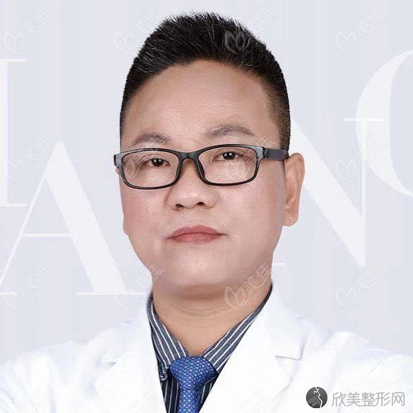 广州可玉医疗美容门诊部张克做全切双眼皮怎么样？附医生简介-全切双眼皮案