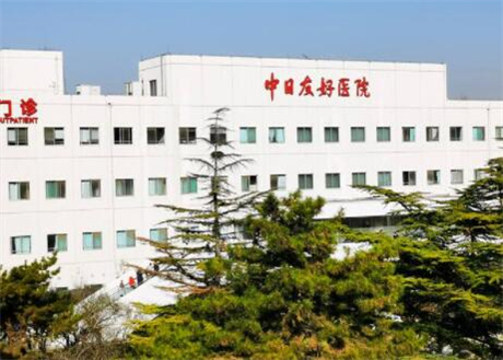 北京种植牙医院排名前五，大学、协和、圣贝口腔等比比谁强