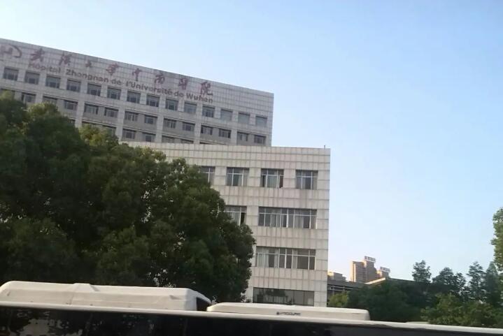 武汉大学口腔医院正畸科价格一览表，专业医生团队推荐